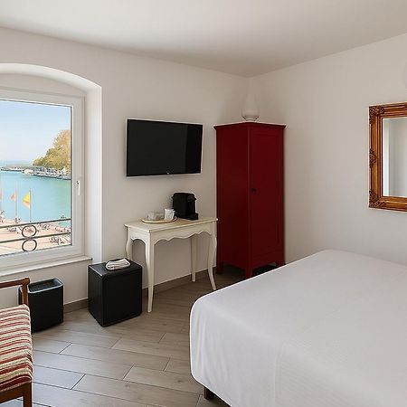 מלון פסקיארה דל גארדה Relais Al Porto מראה חיצוני תמונה