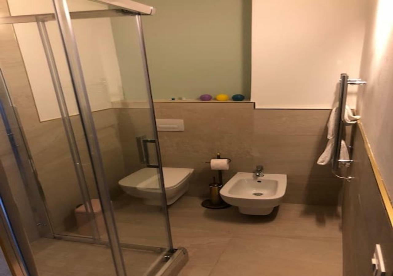 מלון פסקיארה דל גארדה Relais Al Porto מראה חיצוני תמונה