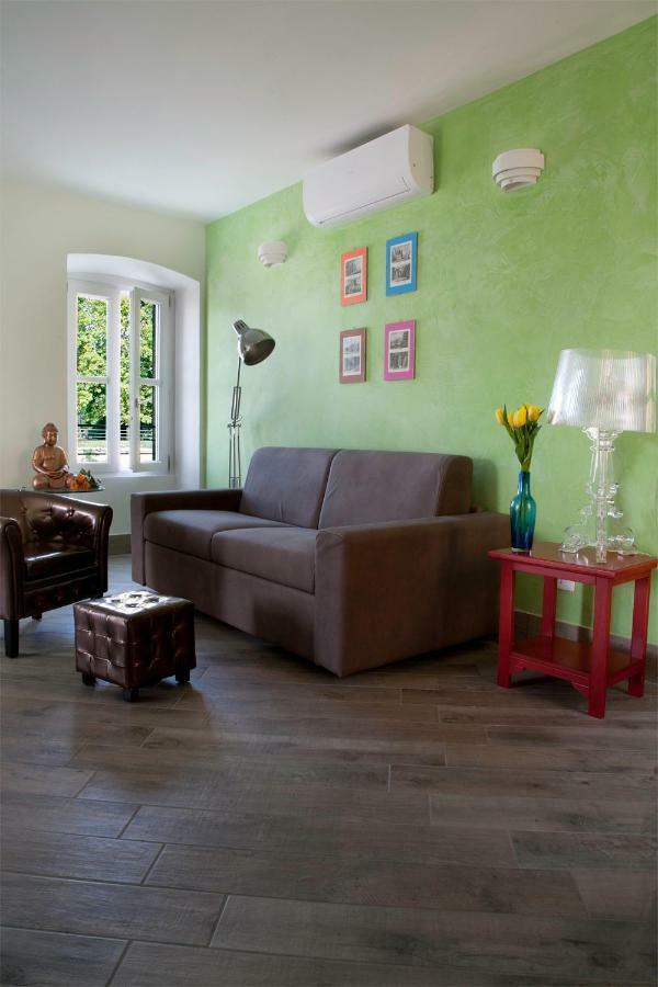 מלון פסקיארה דל גארדה Relais Al Porto מראה חיצוני תמונה
